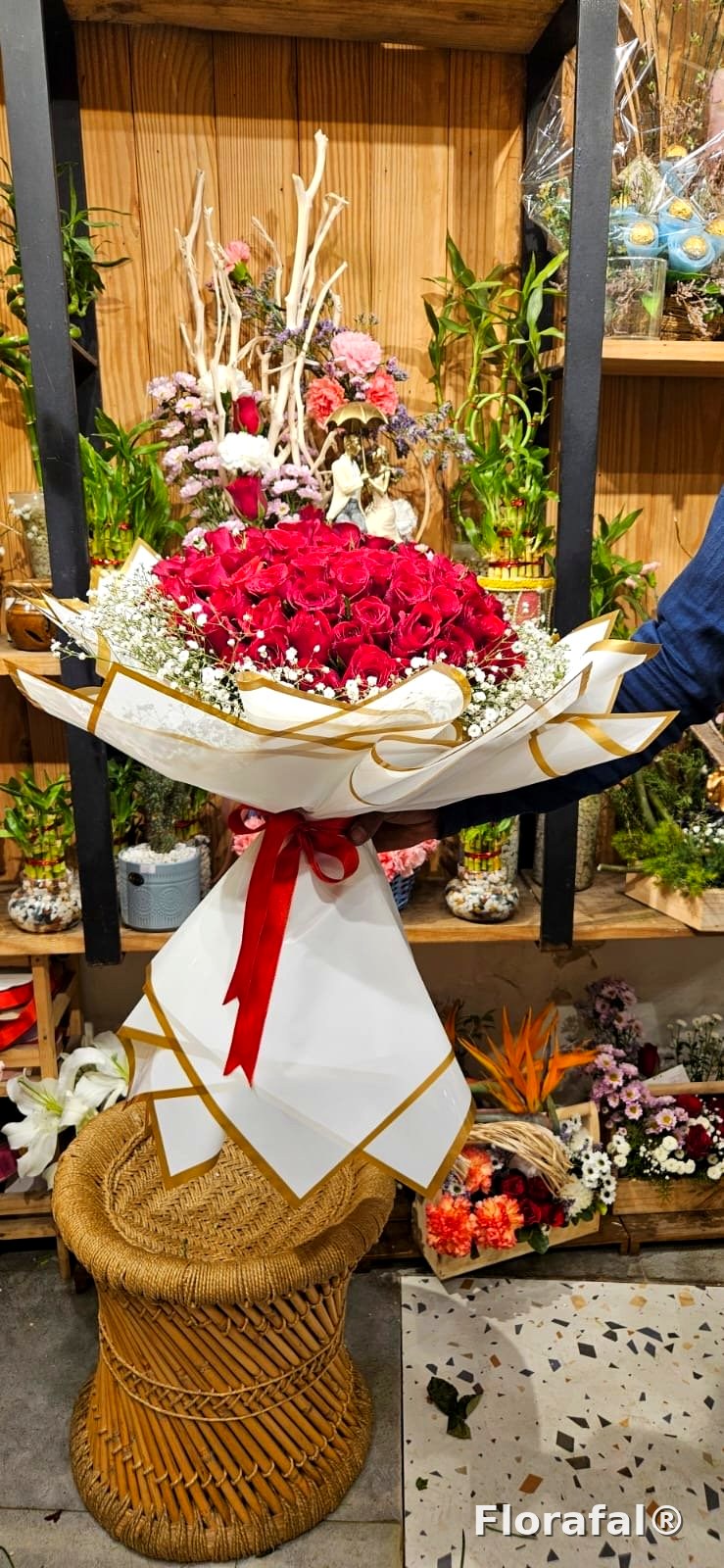 Snowfall Signature Bouquet